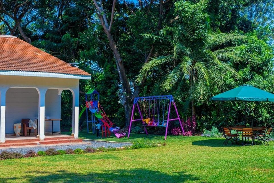 The Lit Gardens Hotel Kisumu Buitenkant foto